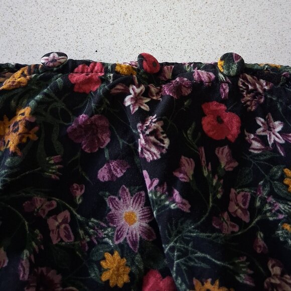 Torrid Black Floral Flutter Sleeve Blouse Women's Size 1 - Picture 6 of 13